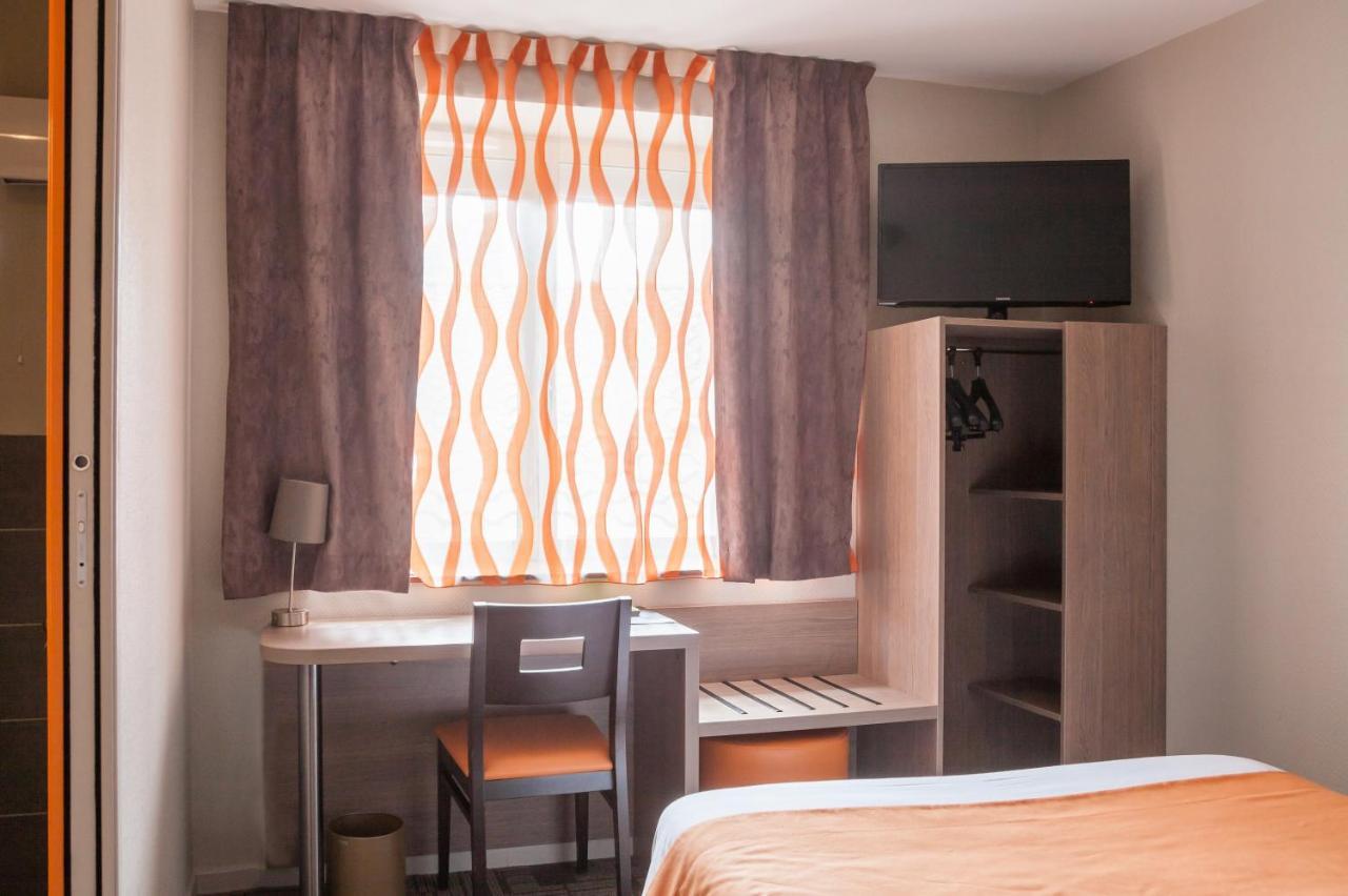Logis Hotel Les Voyageurs Lezoux Luaran gambar